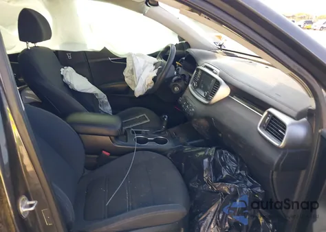 2018 Kia Sorento 2.4L Lx из США, поврежденный, VIN 5XYPG4A31JG349349